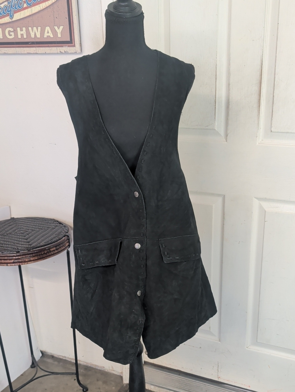 Free People/ We the Free Cow Leather Suede Longline Black Rodeo Vest sz M- Rare